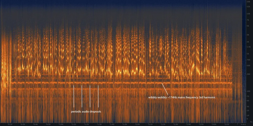 Análise espectral da gravação IBM Magnabelt recuperada no iZotope RX