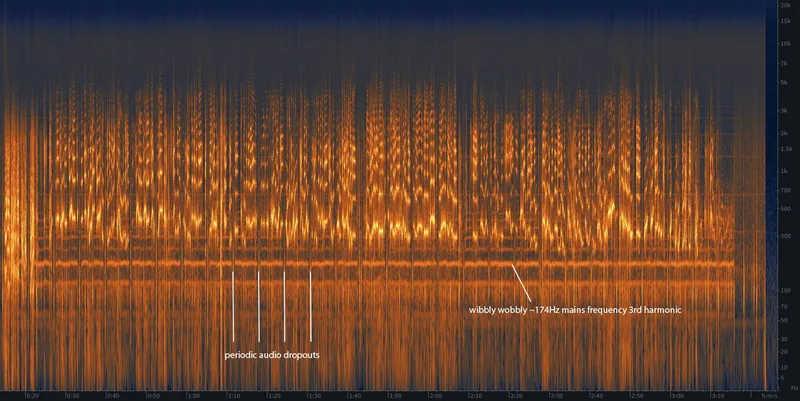 Análise espectral da gravação IBM Magnabelt recuperada no iZotope RX