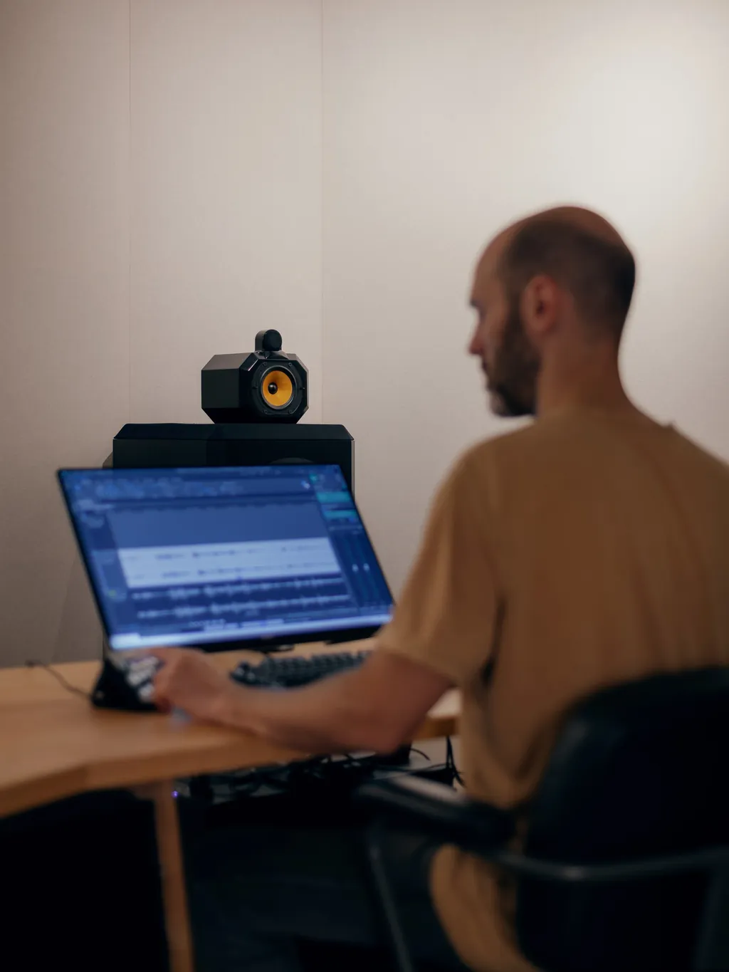 Sessão de masterização na Qualia Audio Lab
